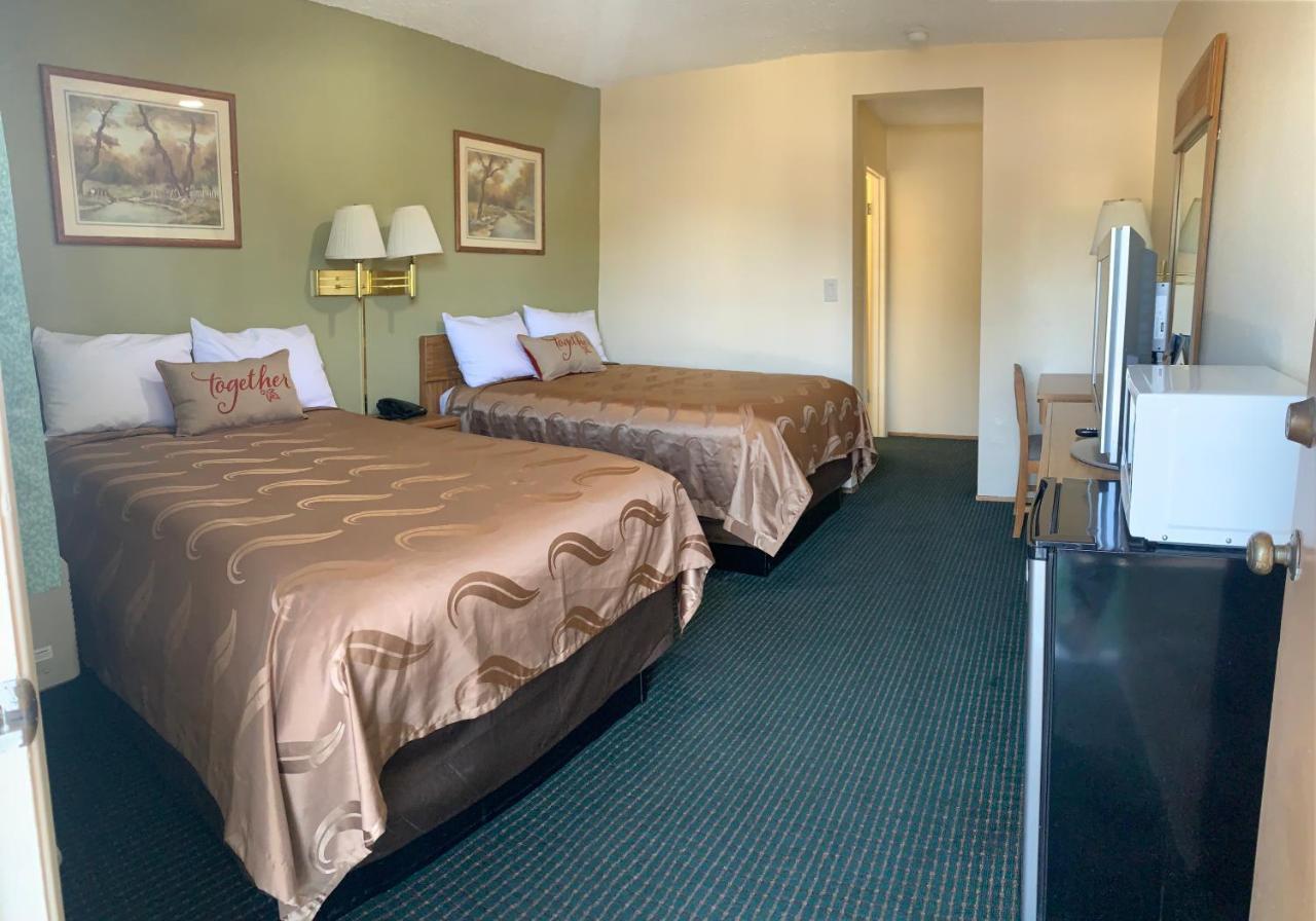 Regency Inn Lakeport Exteriér fotografie