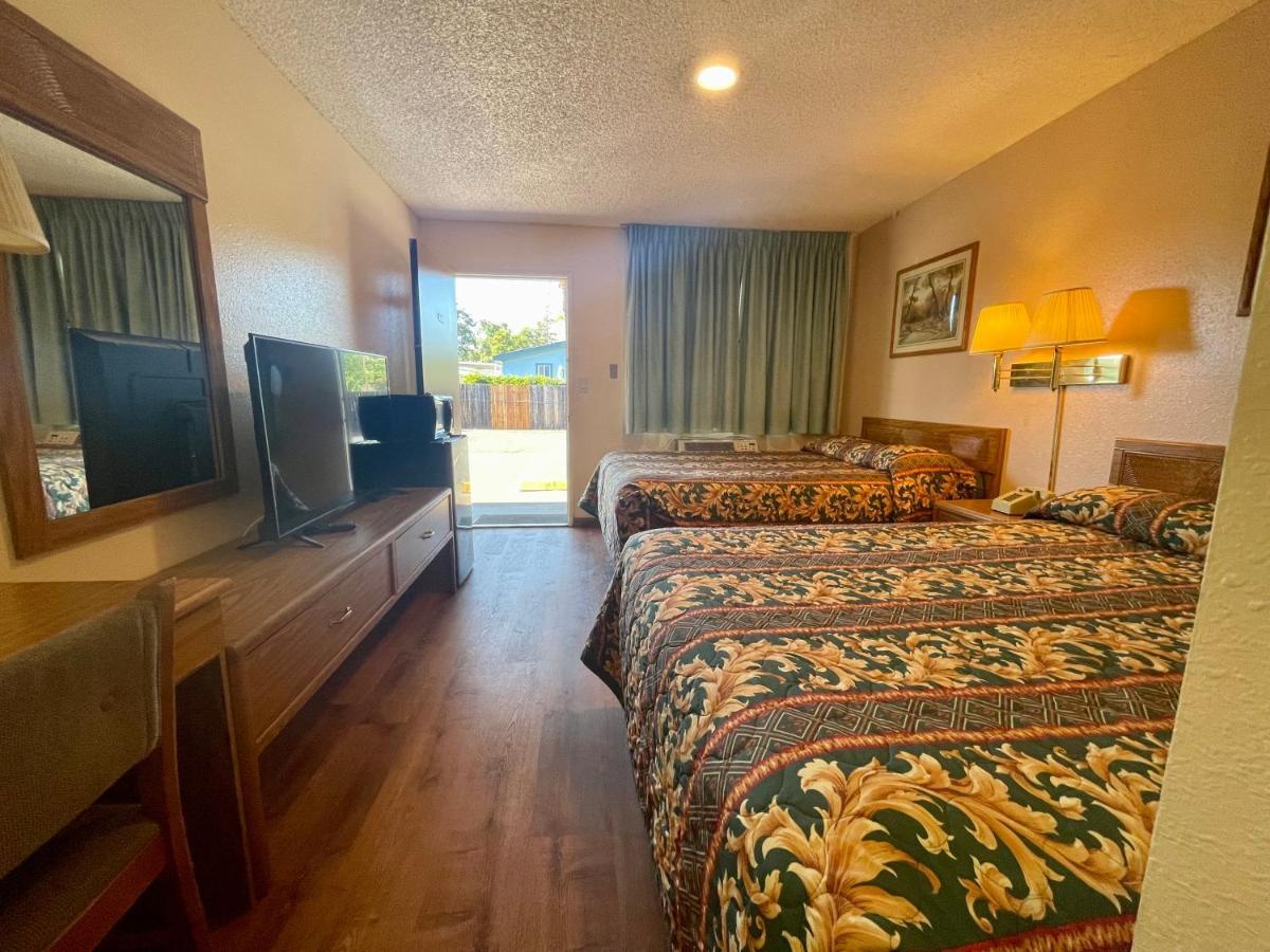 Regency Inn Lakeport Exteriér fotografie